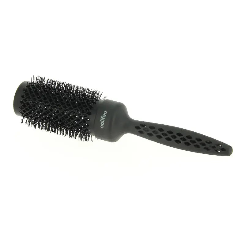 Brosse carbone Coiffeo 42 mm – Antistatique & résistante à la chaleur - BEAUTEPRICE Brosse carbone Coiffeo 42 mm – Antistatique & résistante à la chaleur Brosse Coiffeo BEAUTEPRICE