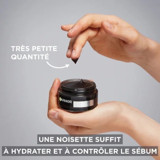 Crème Visage Jour & Nuit Peau à Imperfections – Niacinamide, AHA, BHA & Charbon – Pure Active – Garnier - BEAUTEPRICE Crème Visage Jour & Nuit Peau à Imperfections – Niacinamide, AHA, BHA & Charbon – Pure Active – Garnier Crème visage anti - âge Garnier BEAUTEPRICE