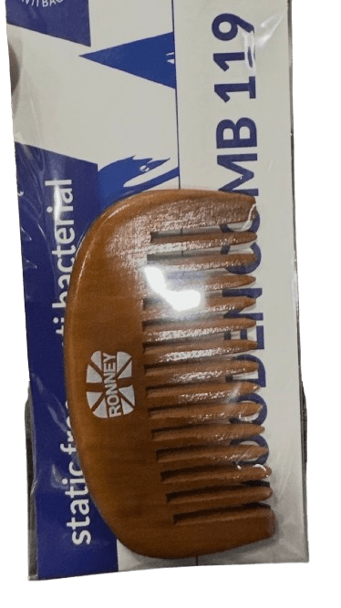 Ronney – Petit peigne professionnel en bois cheveux & barbe – Antistatique - BEAUTEPRICE Ronney – Petit peigne professionnel en bois cheveux & barbe – Antistatique Peigne Rooney BEAUTEPRICE