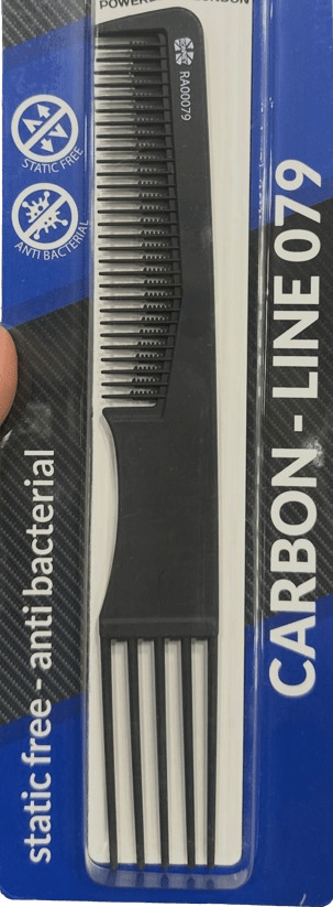 Ronney – Peigne de coupe professionnel en carbone – Antibactérien & antistatique - BEAUTEPRICE Ronney – Peigne de coupe professionnel en carbone – Antibactérien & antistatique Peigne Rooney BEAUTEPRICE